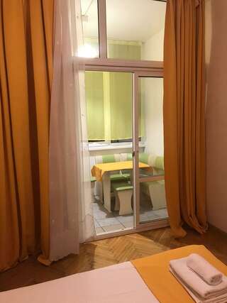 Гостиница Joy Apartments Сочи Апартаменты с видом на сад-4