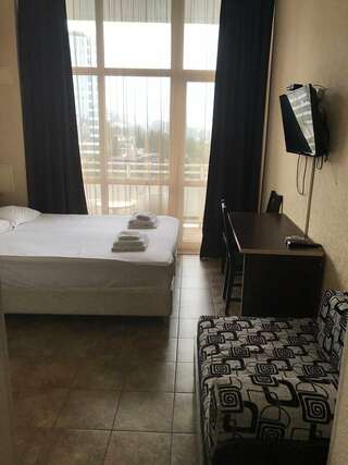 Гостиница Joy Apartments Сочи Стандартные апартаменты-1