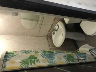 Гостиница Joy Apartments Сочи 2-местный номер стандарт с открытым балконом и боковым видом на море-6